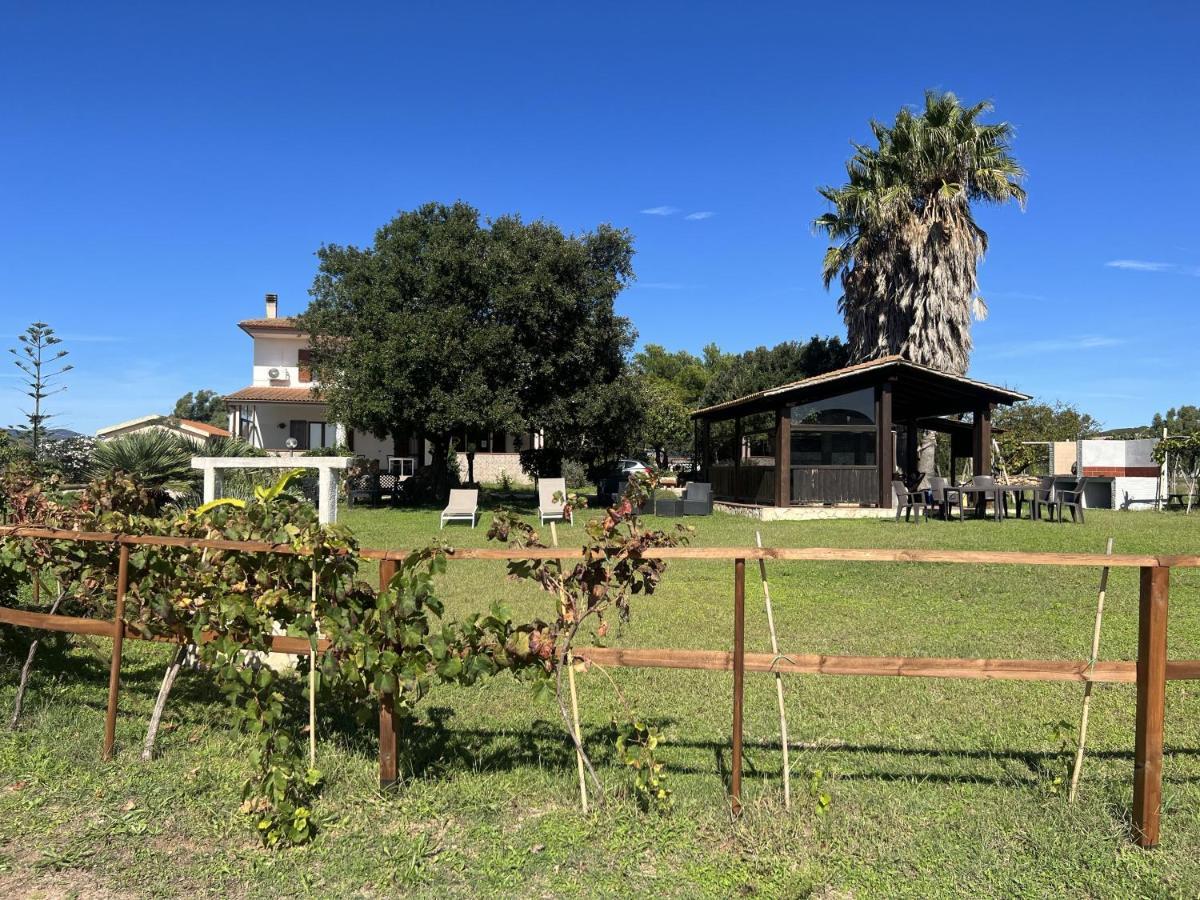 Agriturismo Graziano E Barbara ポルト・コンテ エクステリア 写真